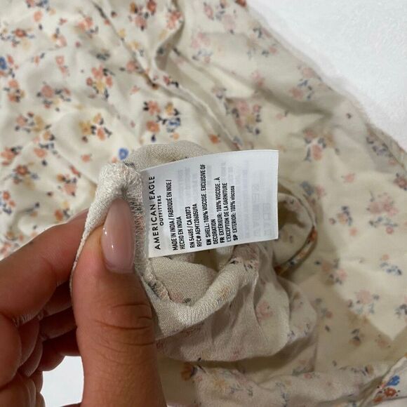 American Eagle Lace Trim Floral Cami Tank Top Cream Size M - Picture 4 of 7